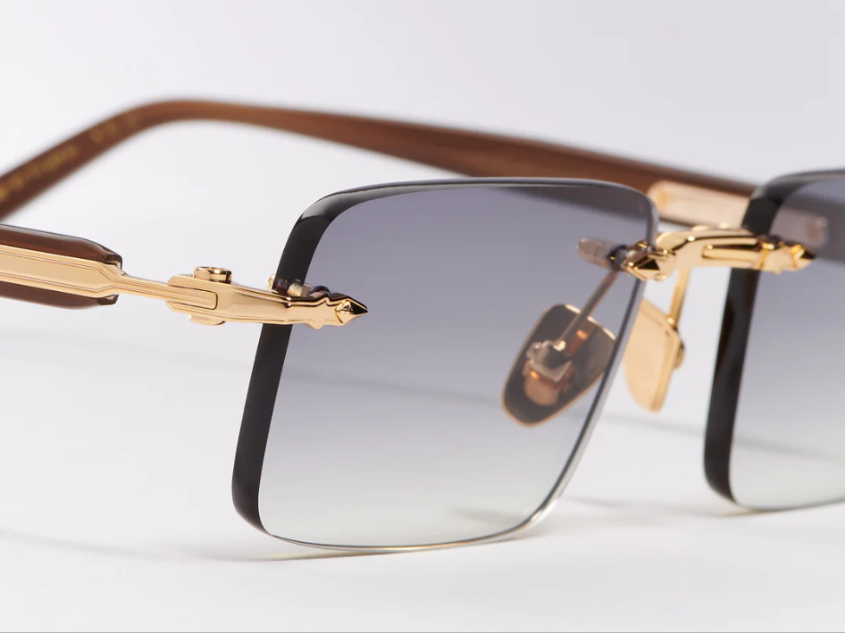 Sunglasses Model R01 in Color C531 with Grey Gradient lenses from John Dalia