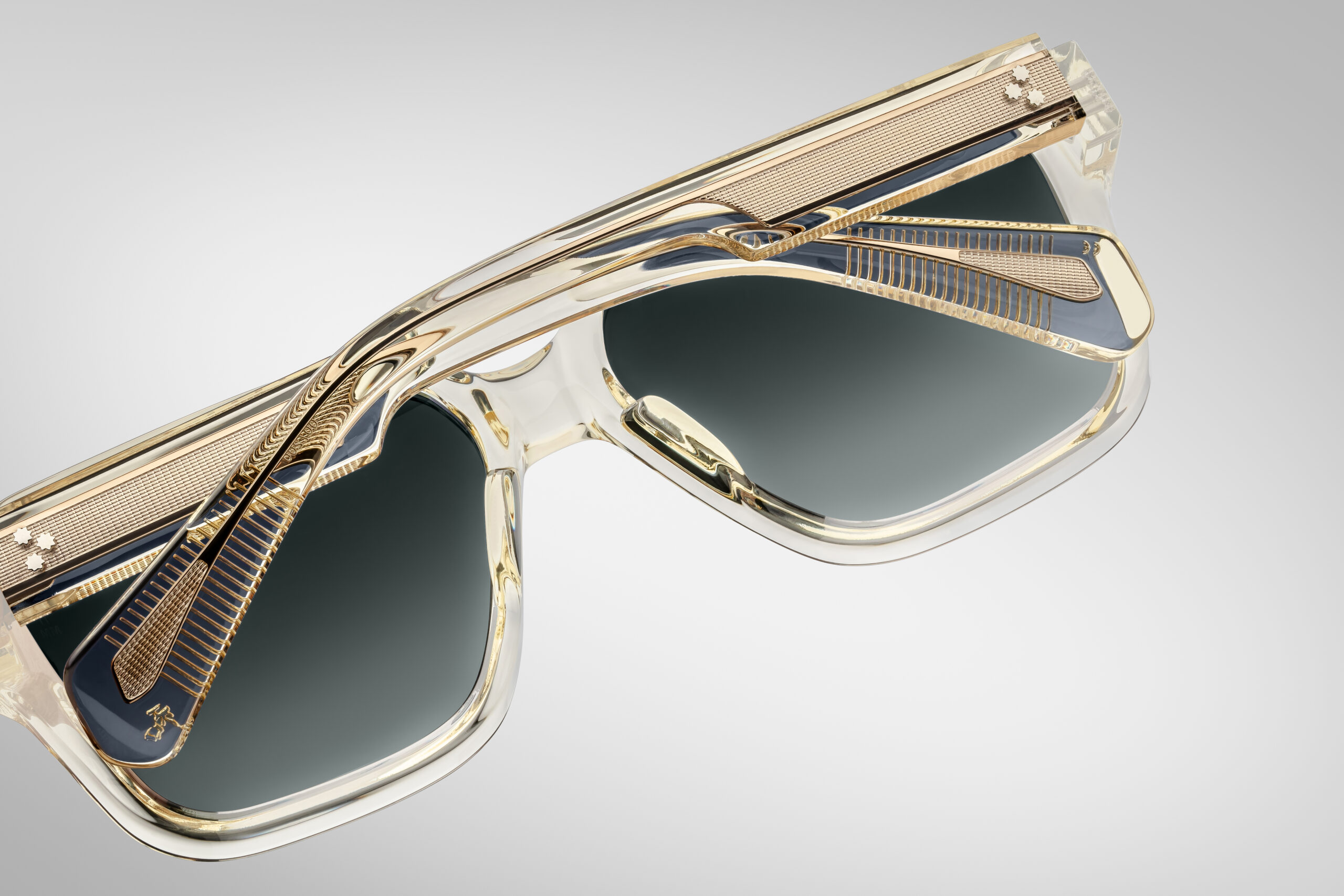 Sunglasses Model Alfred in Color Brut with Spruce Gradient lenses from Jacques Marie Mage