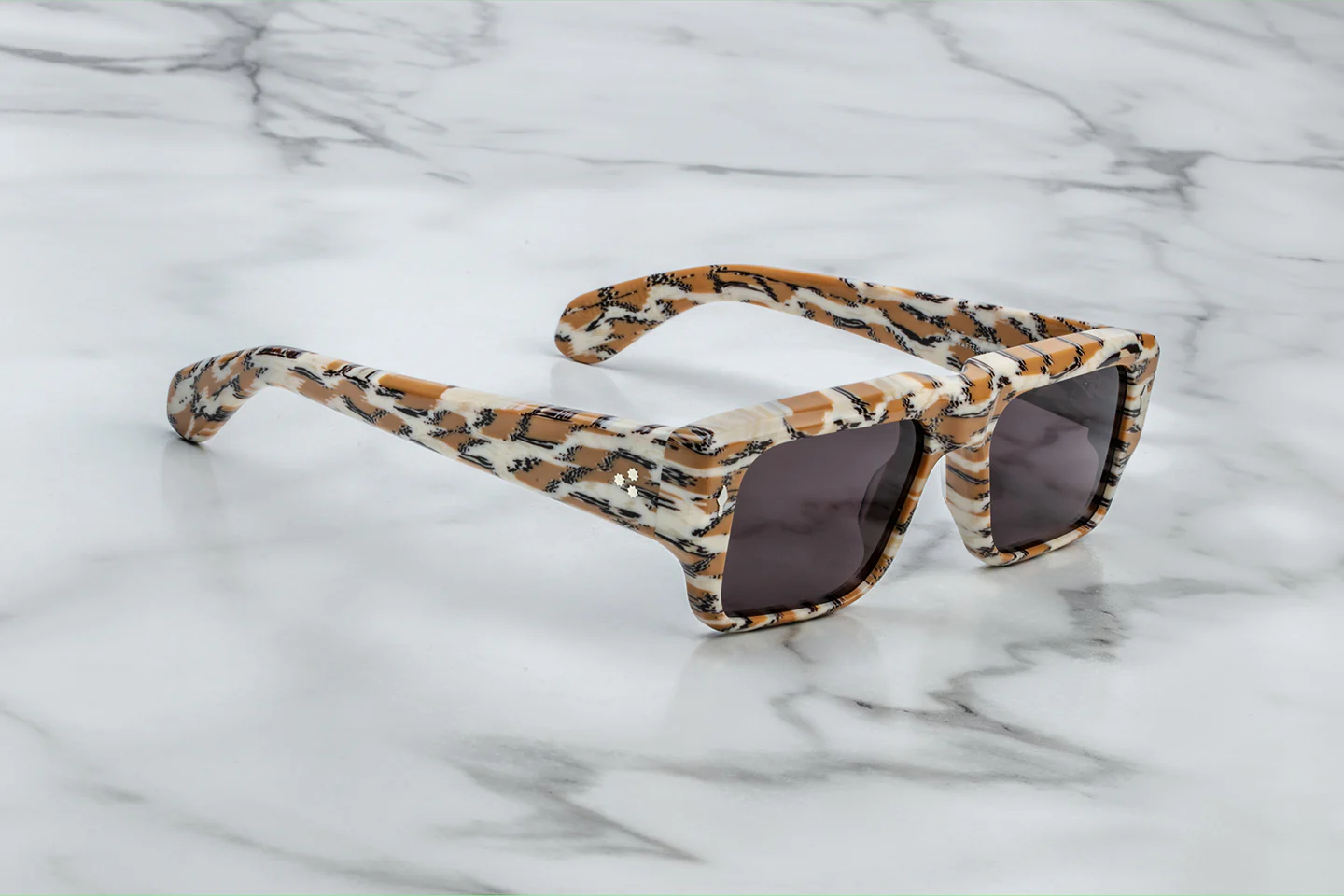 Sunglasses Model Devoto in Color Cheetah with Grey lenses from Jacques Marie Mage
