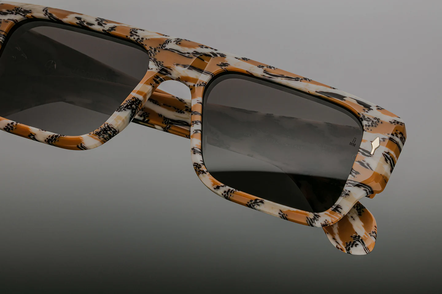 Sunglasses Model Devoto in Color Cheetah with Grey lenses from Jacques Marie Mage