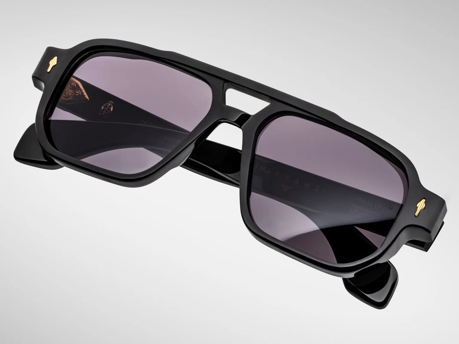 Sunglasses Model Evans in Color Blackbuck with Charcoal NXT lenses from Jacques Marie Mage's Héritage collection