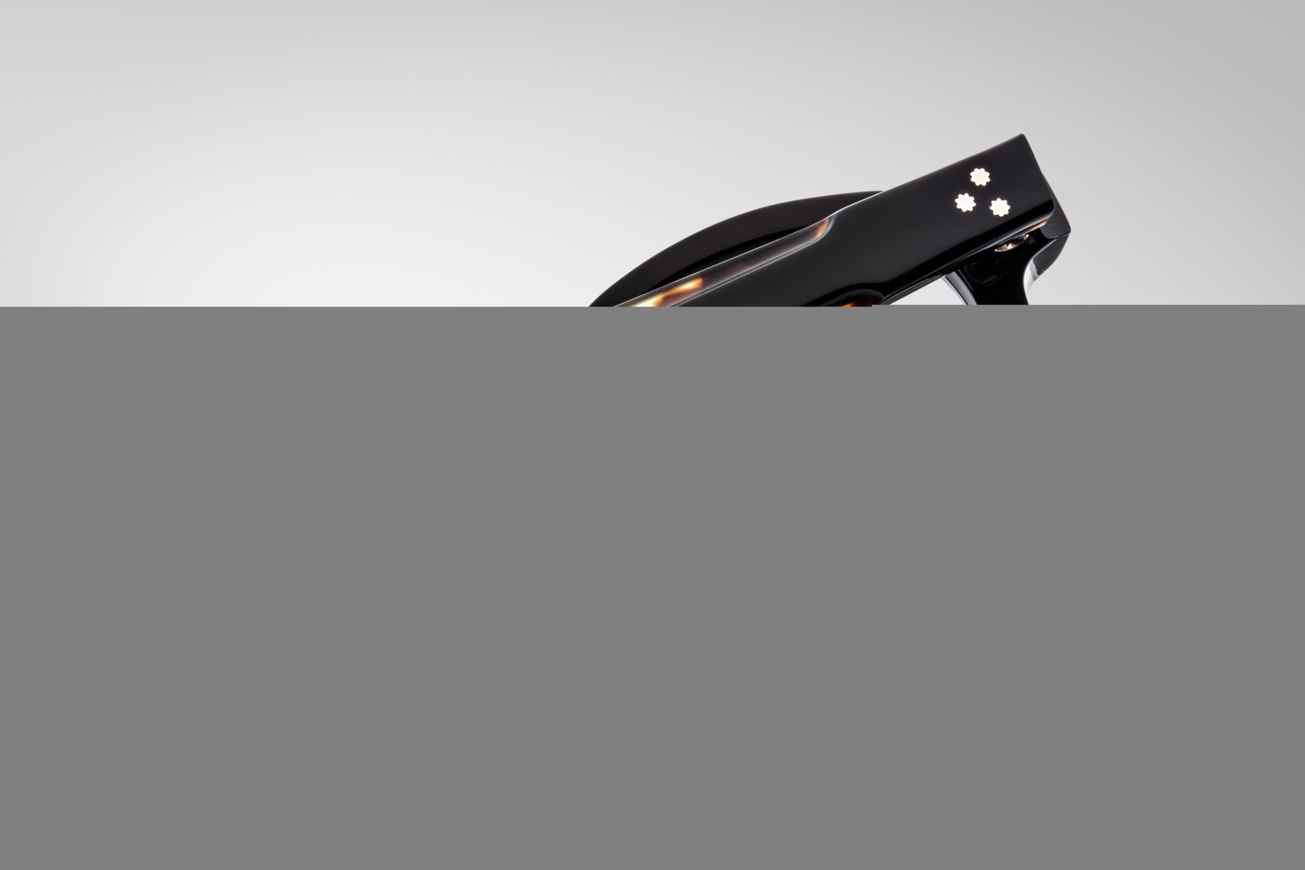 Optical Frame Model Petrus in Color Noir with Superlight Grey lenses from Jacques Marie Mage