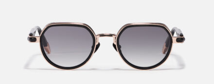 Sunglasses Model ANya in Color C413 with grey gradient lenses