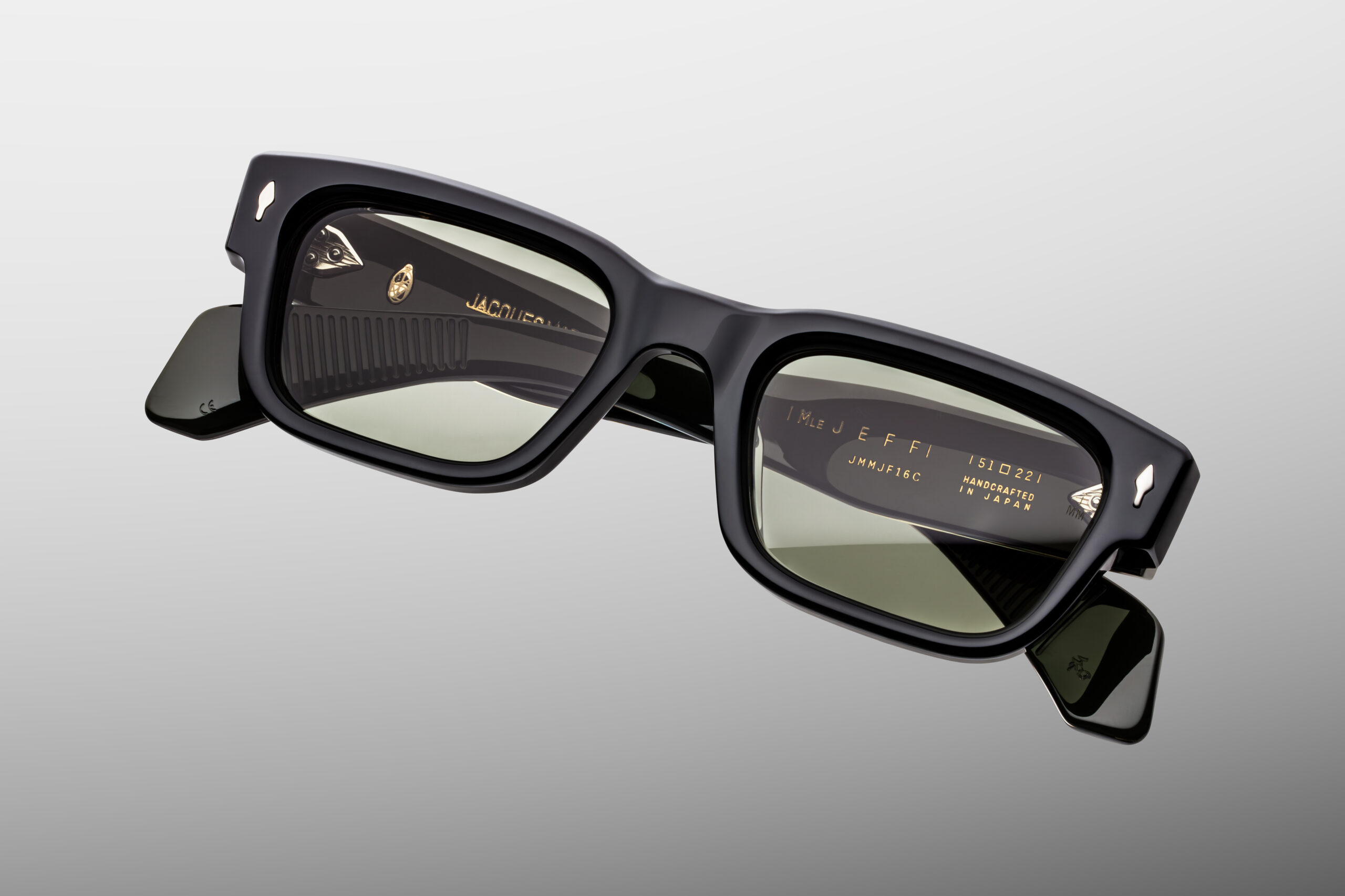 Sunglasses Model Jeff in Color Cobra with Light Bottle green lenses from Jacques Marie Mage