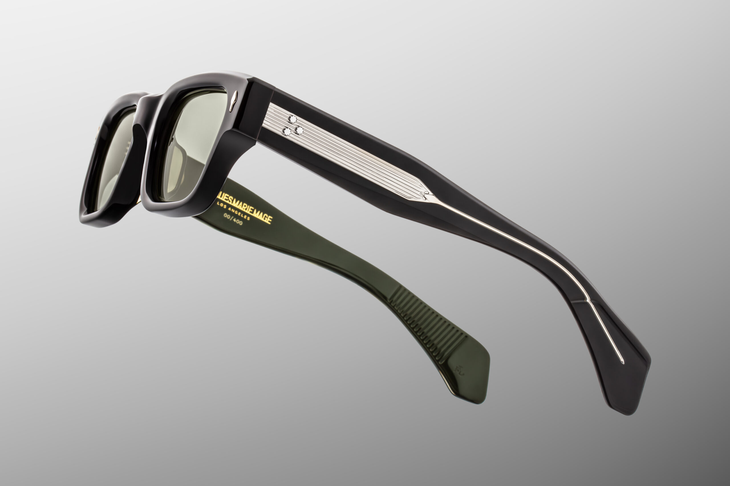 Sunglasses Model Jeff in Color Cobra with Light Bottle green lenses from Jacques Marie Mage