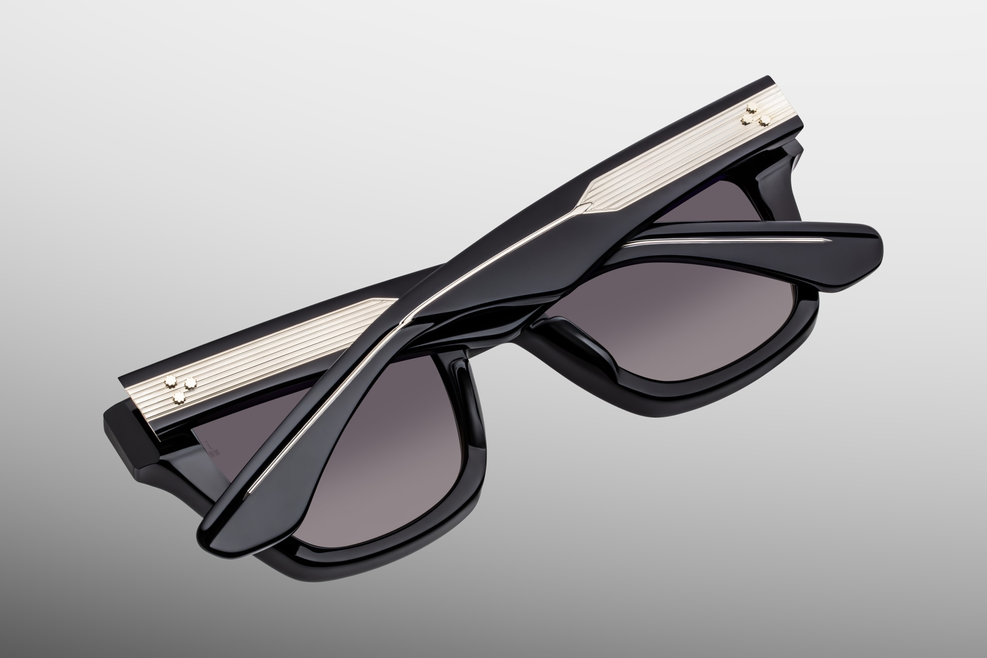 Sunglasses Model Torrance in Color Black with Crescent Gradient lenses from Jacques Marie Mage's stanley Kubrick Special colelction