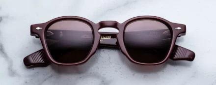 Sunglasses Model Zephirin in color Bordeaux Empire with deep brown lenses from Jacques Marie Mage