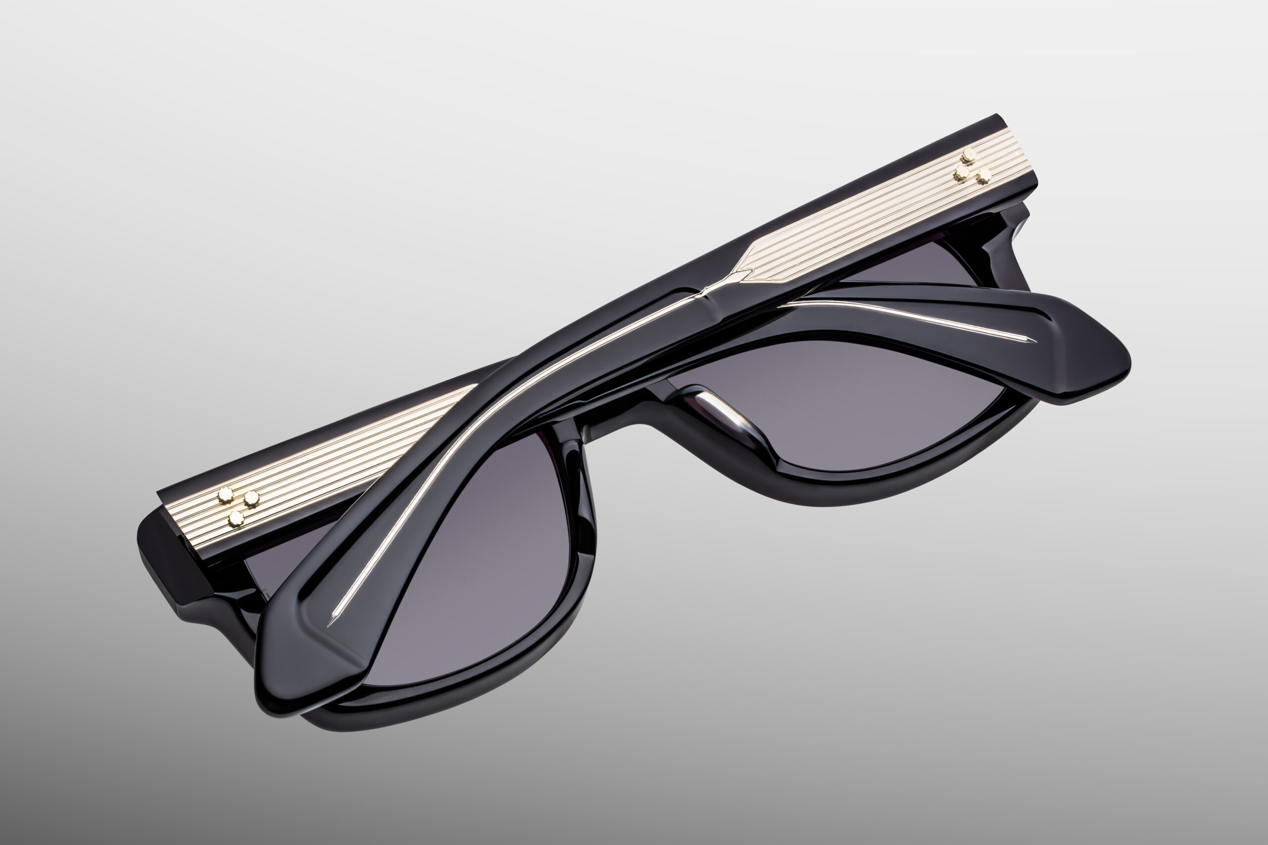 Sunglasses Model Fly in Color Bloodstone with Jet lenses fom Jacques Marie Mage