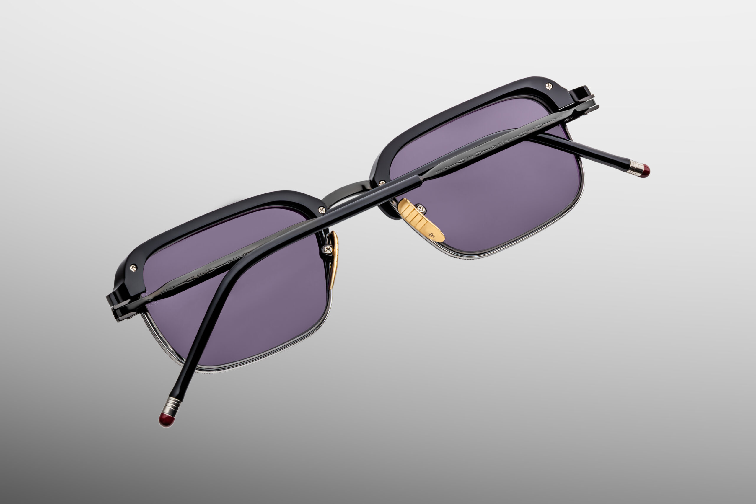 SUnglasses Model Commanche in Corbeau with Jet lenses from Jacques Marie Mage