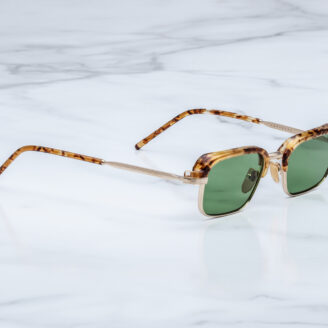 Sunglasses Model Commanche in Color VIntage Tortoise with Vintage Green lenses from Jacques Marie Mage