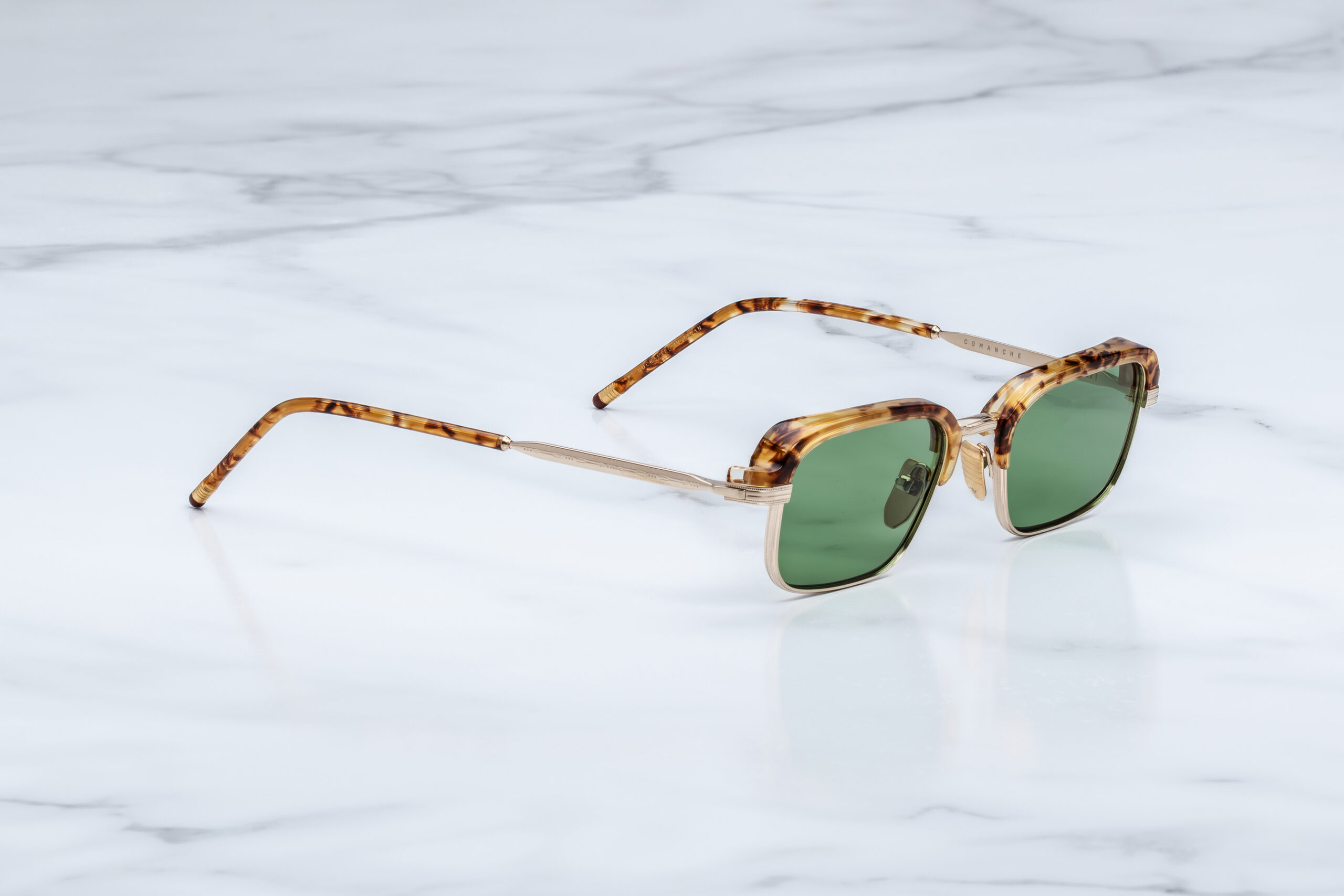 Sunglasses Model Commanche in Color VIntage Tortoise with Vintage Green lenses from Jacques Marie Mage