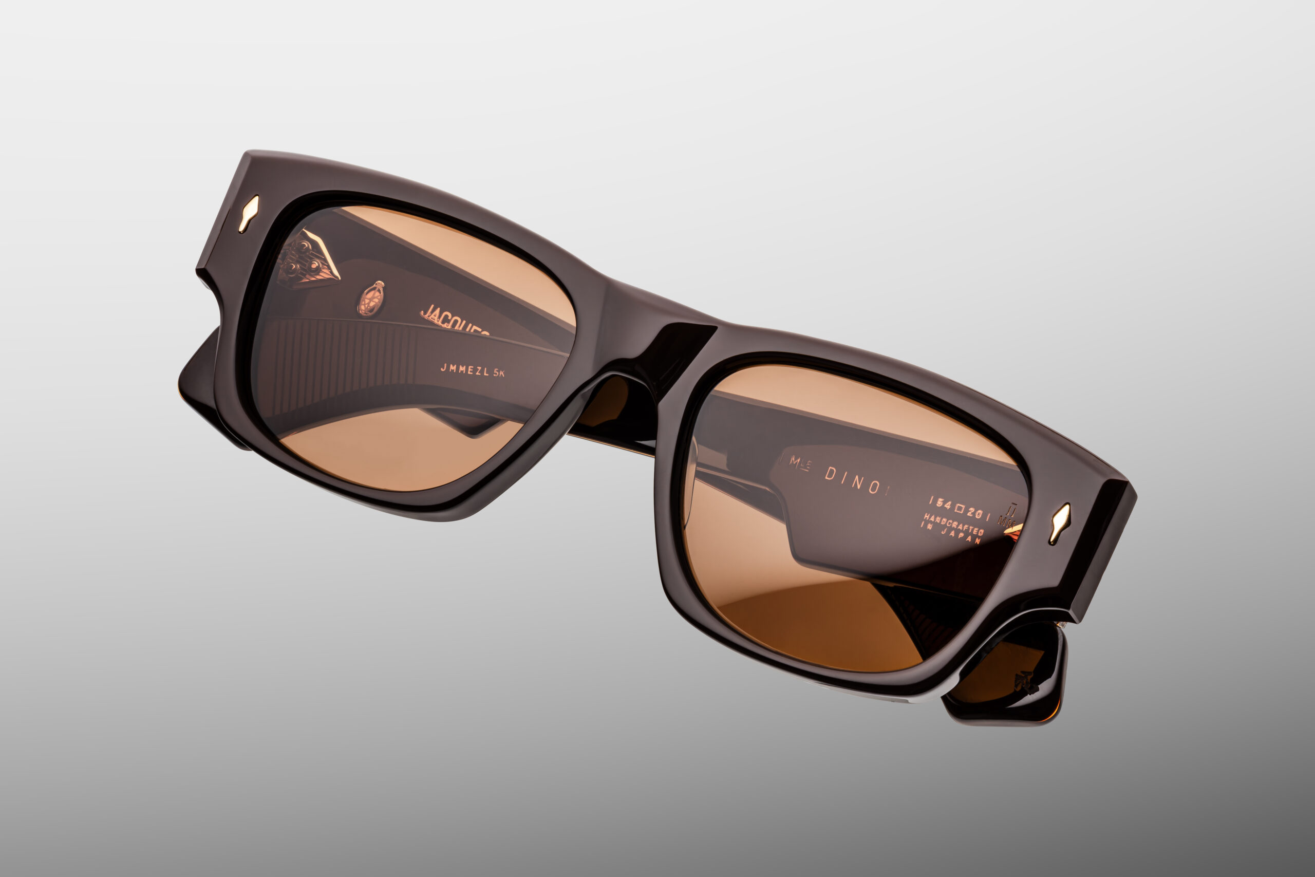 Sunglasses Model Dino in color Walnut with Orange lenses from Jacques Marie Mage