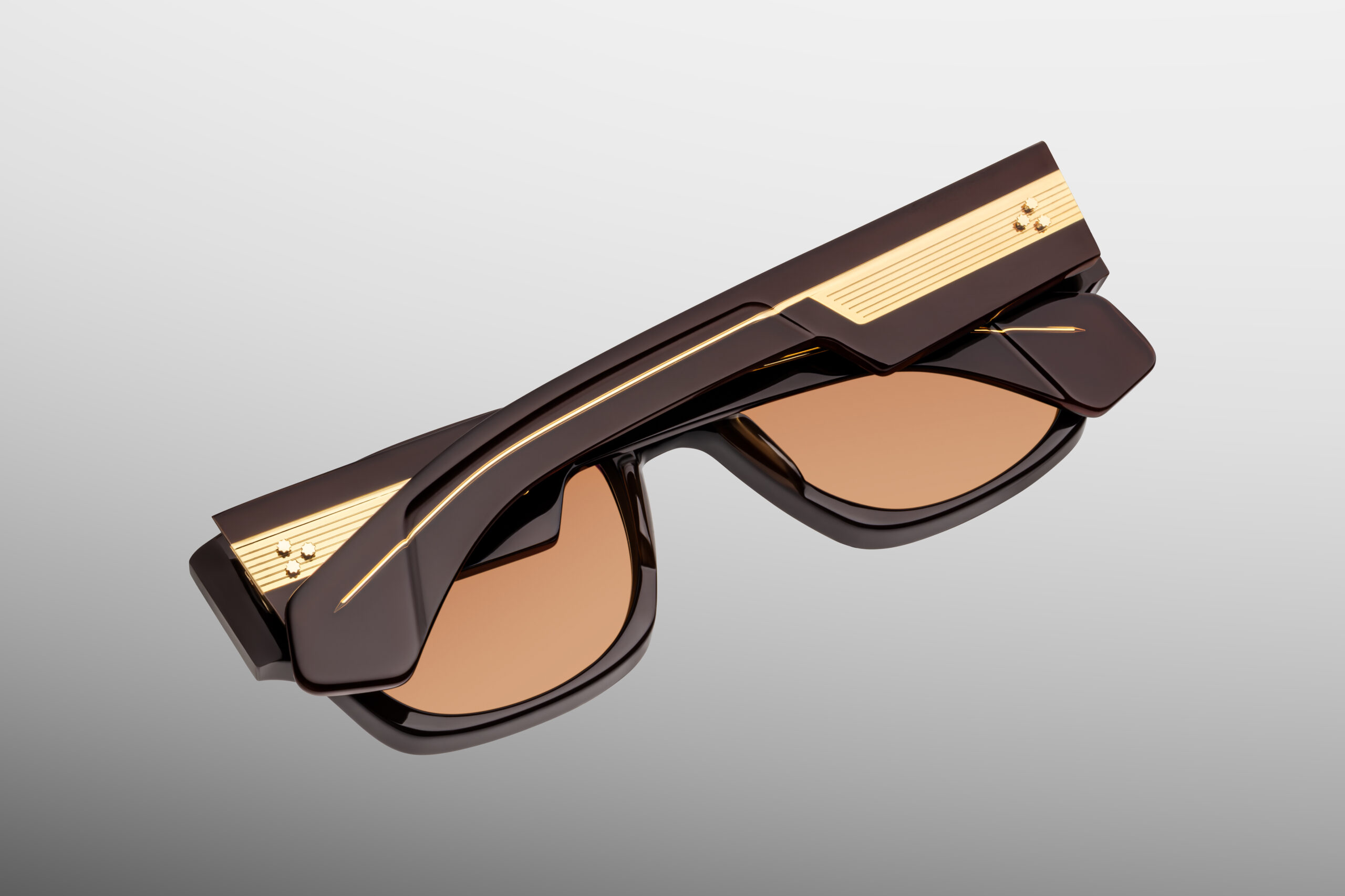 Sunglasses Model Dino in color Walnut with Orange lenses from Jacques Marie Mage