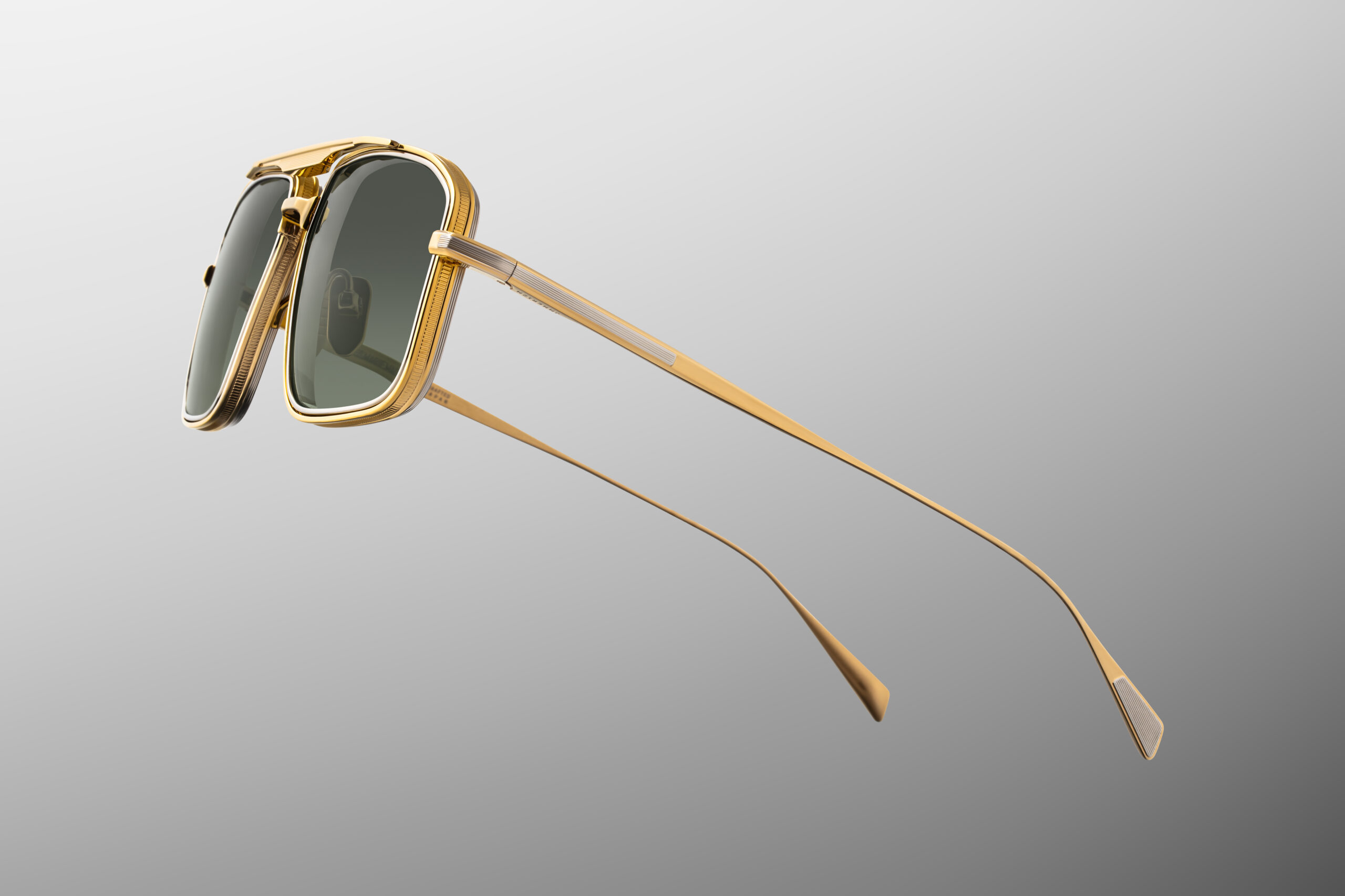 Sunglasses Model Earl in Color Musket with Moss Gradient lenses from Jacques Marie Mage