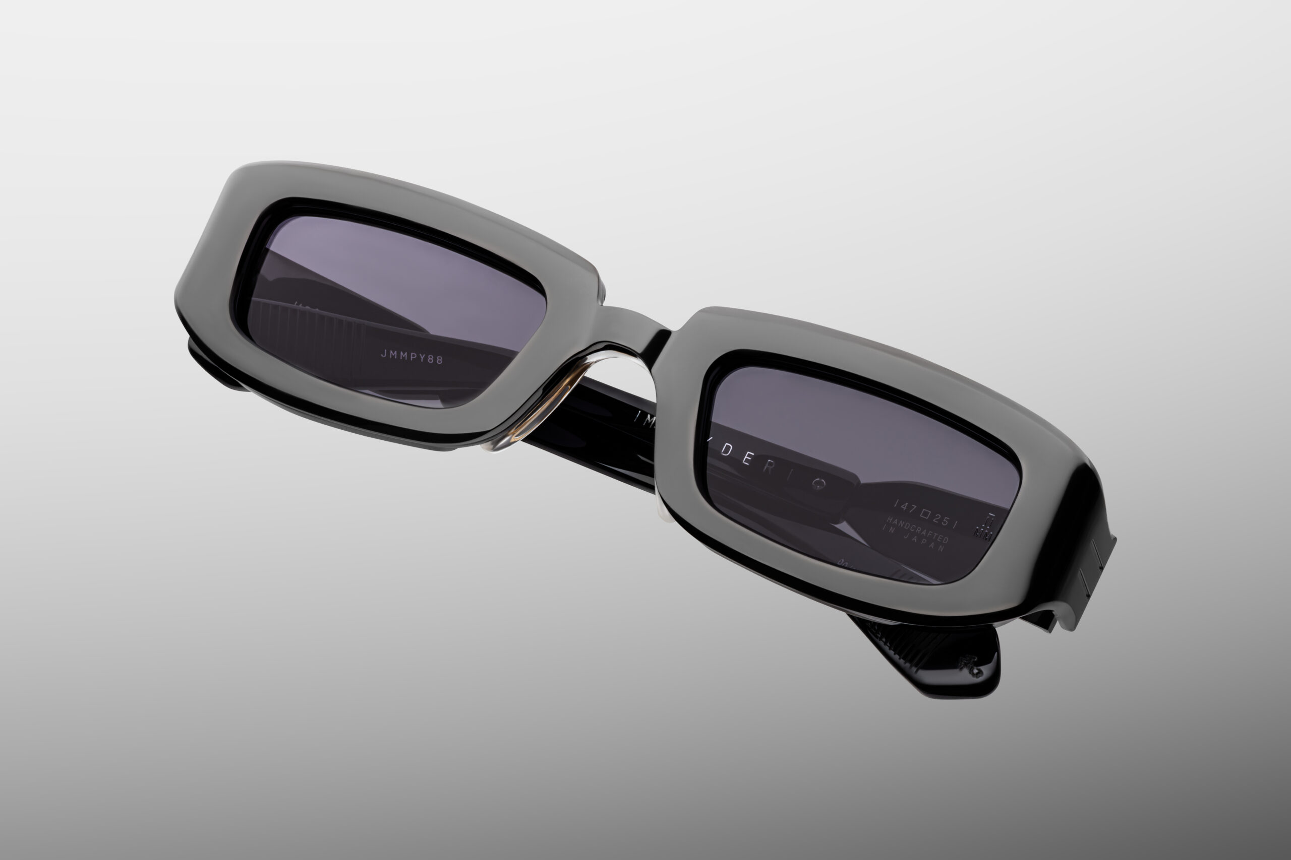 Sunglasses Model Ryder in Color Black with Charcoal lenses from Jacques Marie Mage