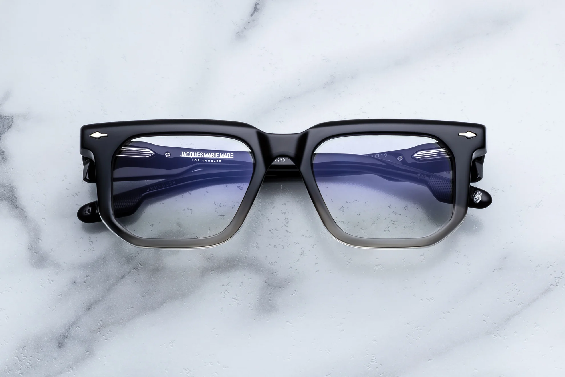 Optical Frame Model Yoshi in Color Black fade with Superlight Grey lenses