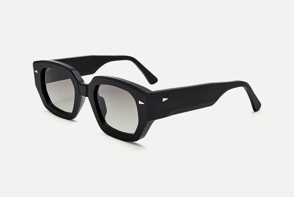 Sunglasses Model Campbell Addy in Matte Black with grey gradient lenses from Ahlem