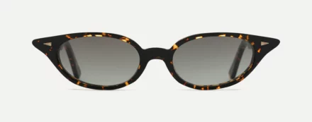 Sunglasses Model Grâce in Color Yellow Turtle with Green Gradient lenses from Ahlem