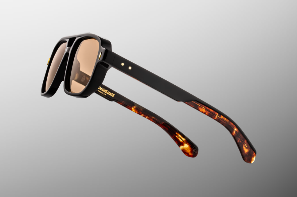 Sunglasses Model Evans in Color Noir 15 With Brass gradient lenses from Jacques Marie Mage