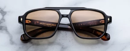 Sunglasses Model Evans in Color Noir 15 With Brass gradient lenses from Jacques Marie Mage