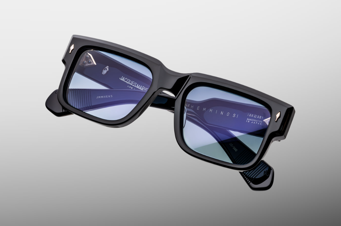 Sunglasses Model Hemmings in Color Obscure with Serene Gradient lenses from Jacques Marie Mage sunglasses collection