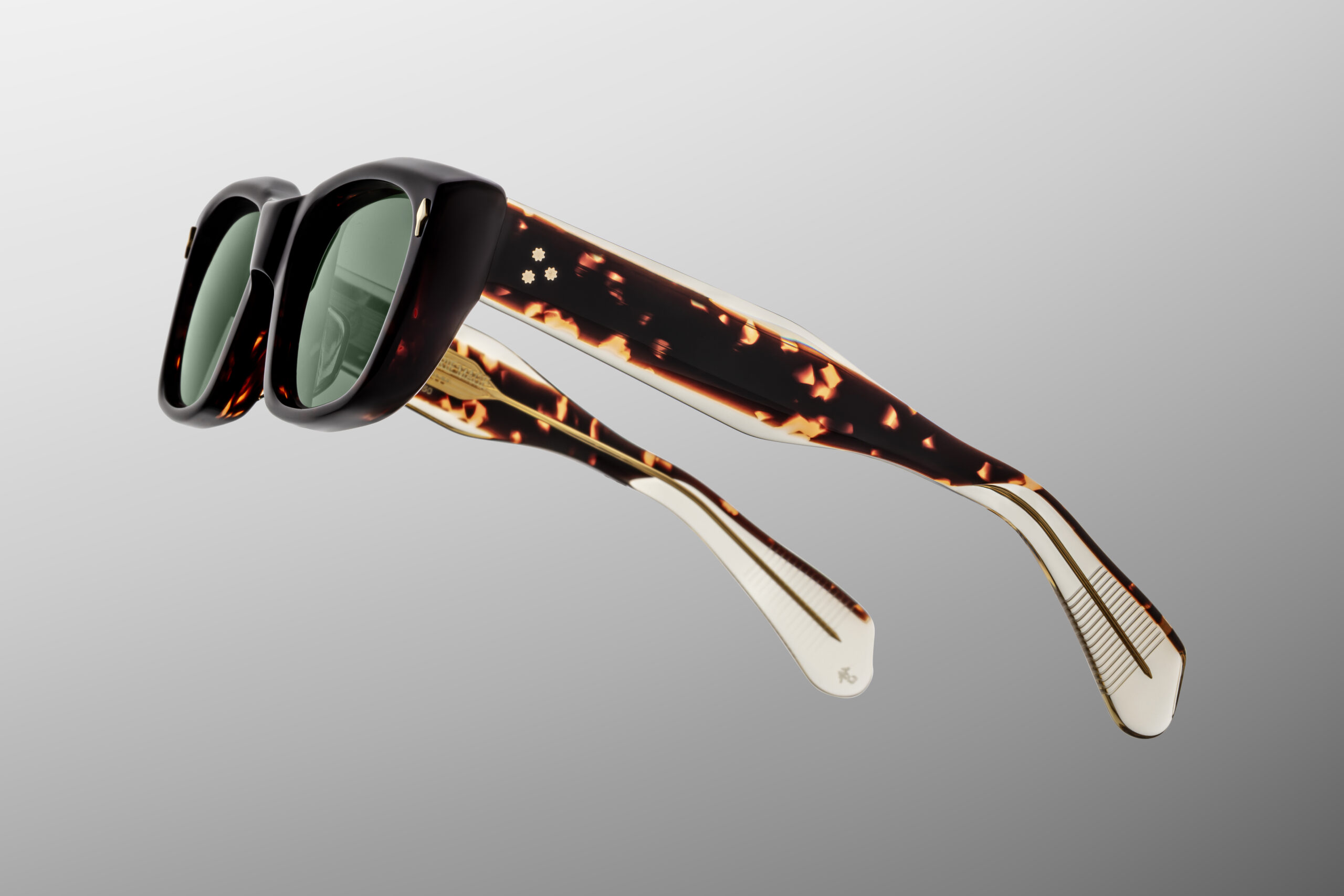 Sunglasses Model Corniche in Color Etna with Serpent lenses from Jacques Marie Mage