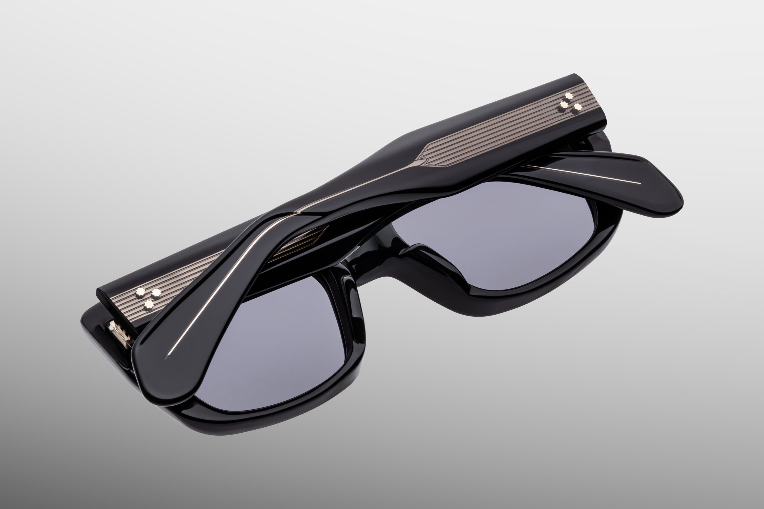 Sunglasses Model Corniche in Color Raven with Charcoal lenses from Jacques Marie Mage