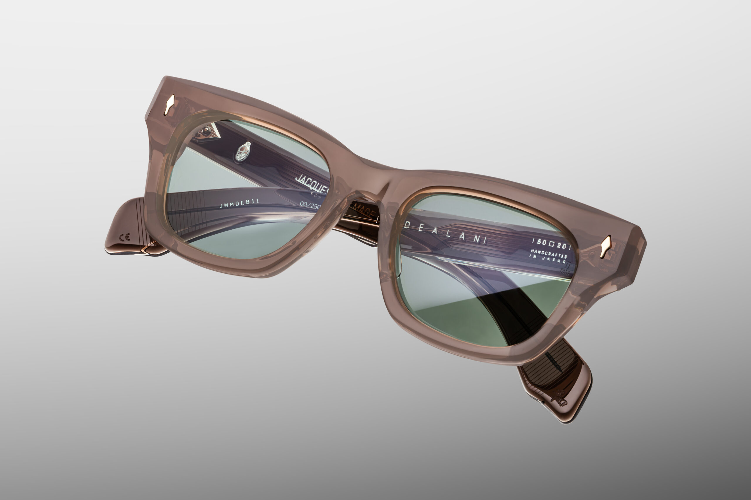 Sunglasses Model Dealan in Dusty Jade with Grove CR39 lenses from Jacques Marie Mage