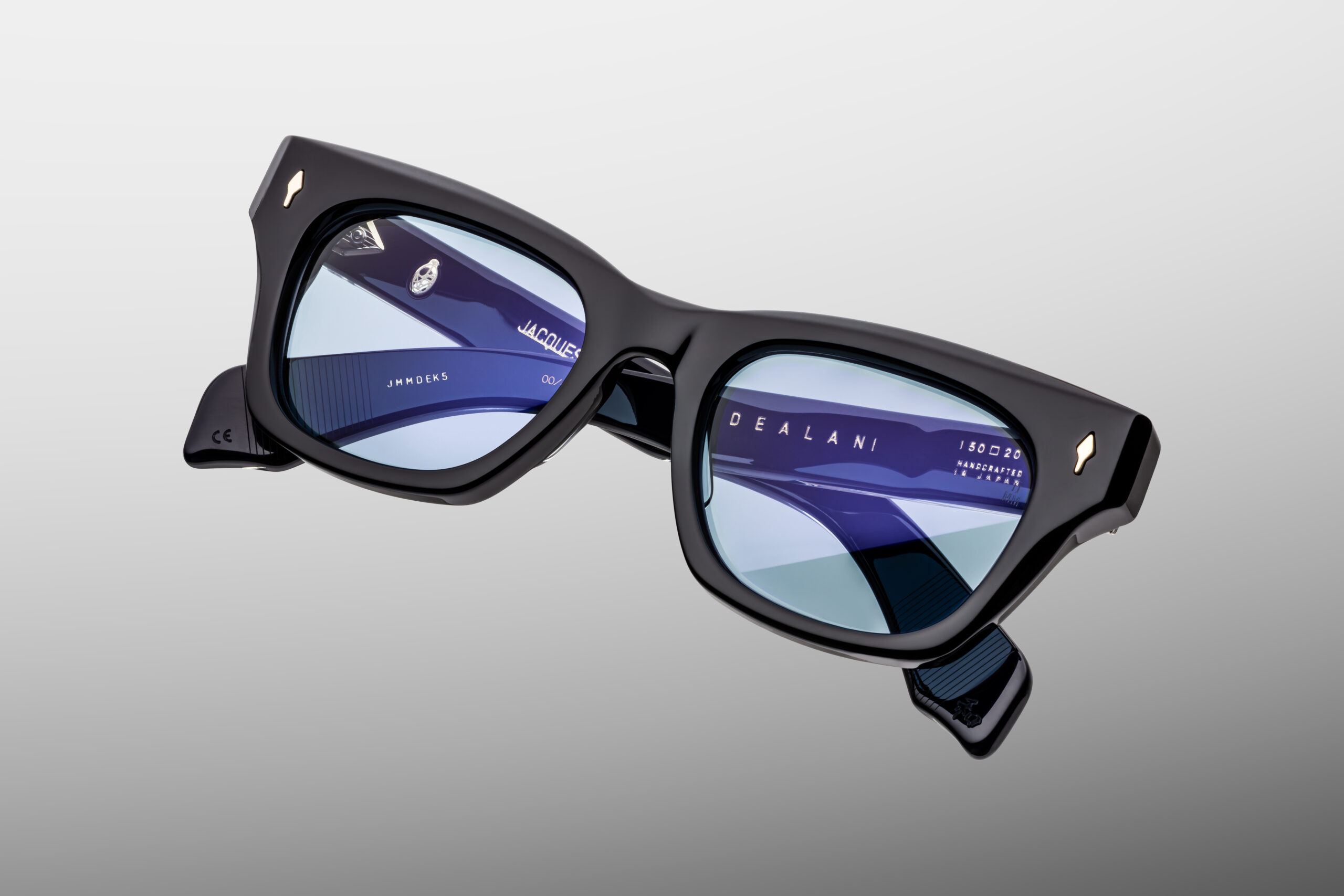 Sunglasses Model Dealan in Color Obscure with Serene Blue lenses from Jacques Marie Mage