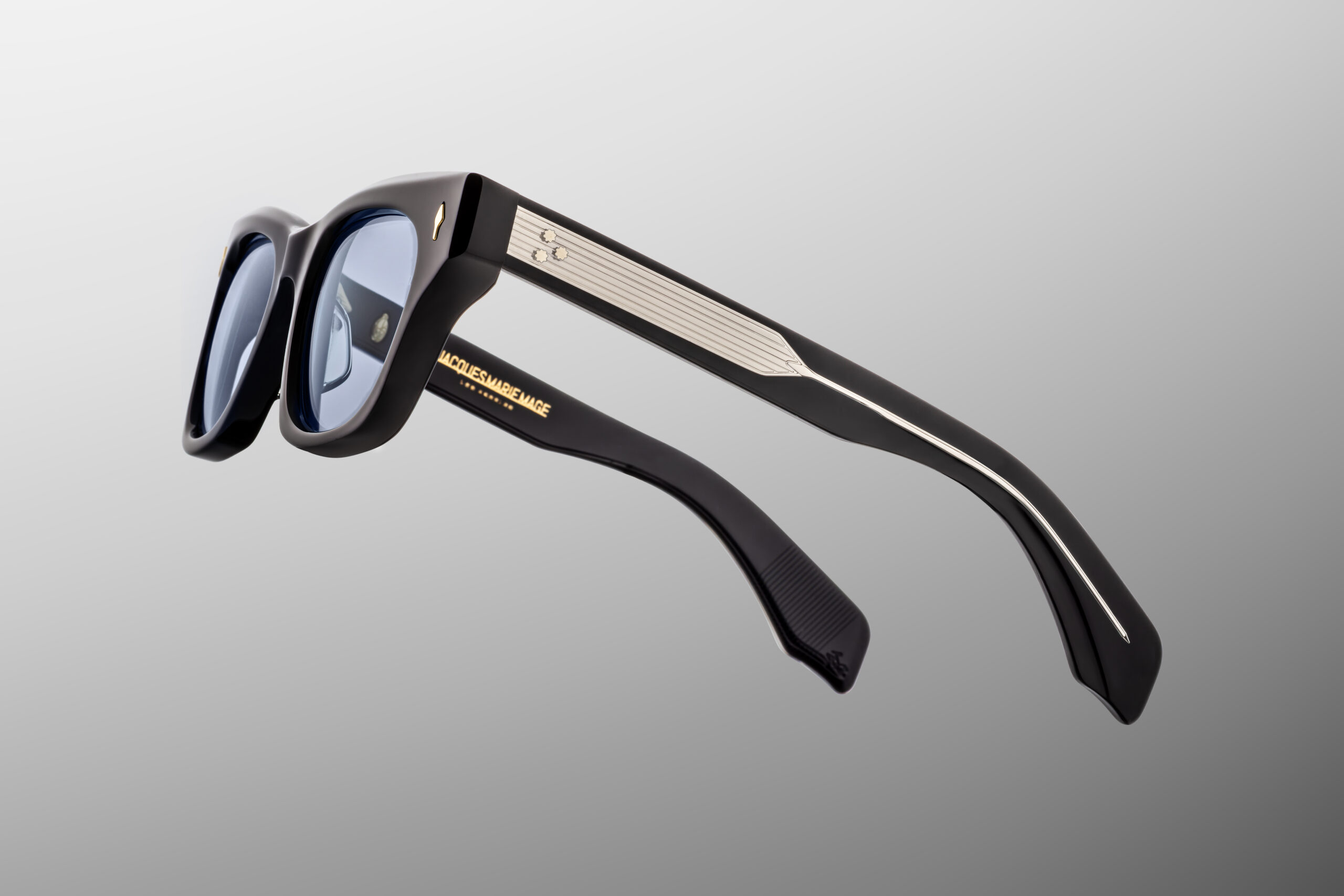 Sunglasses Model Dealan in Color Obscure with Serene Blue lenses from Jacques Marie Mage
