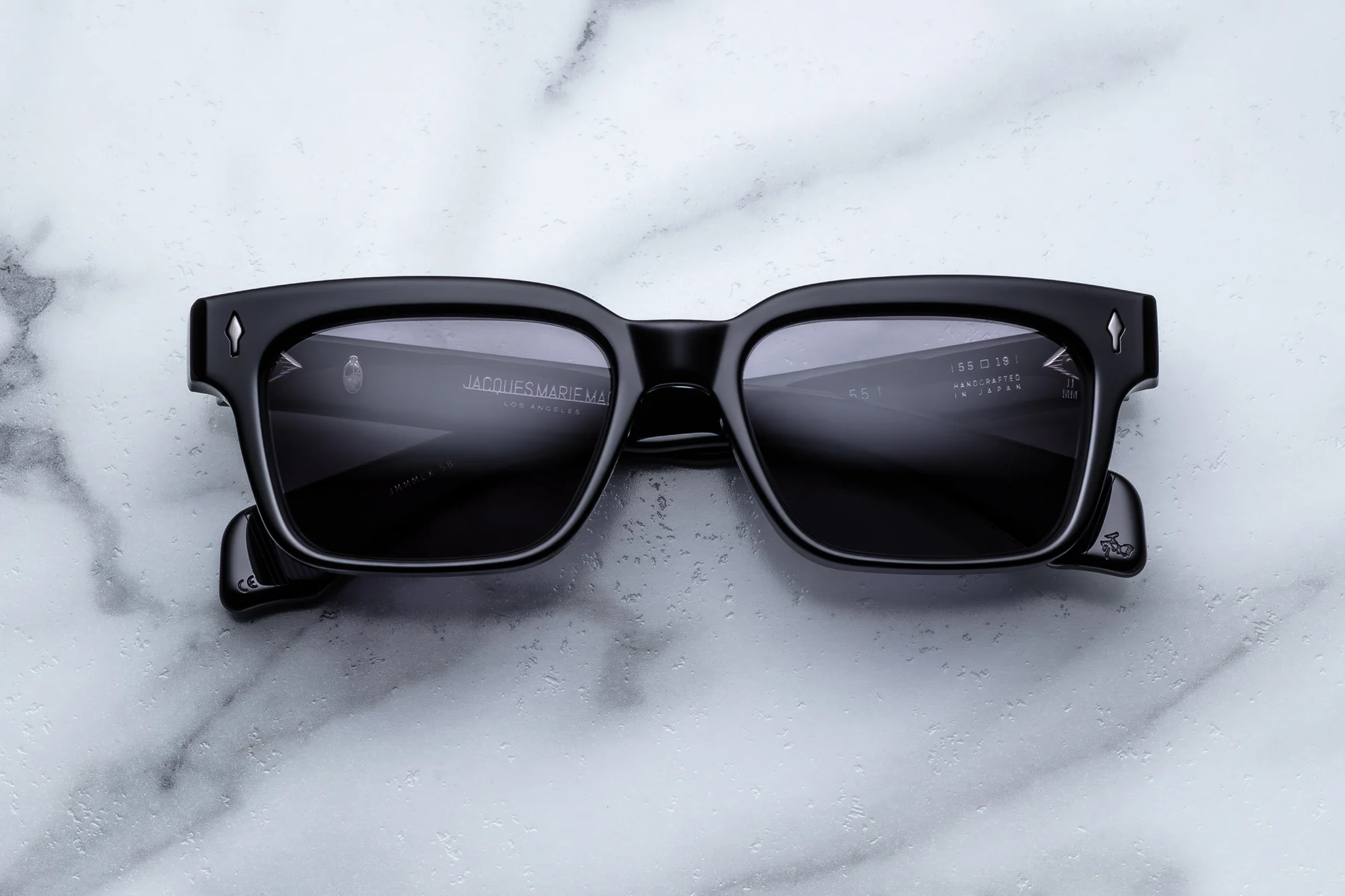 Sunglasses Model Molino 55 in Color Raven with Jet Gradient lenses