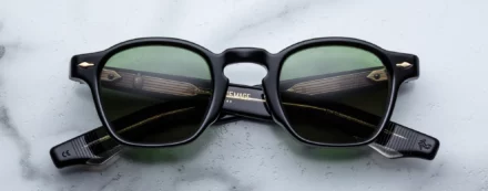 Sunglasses Model Zephirin in color Venom with emerald lenses from Jacques Marie Mage
