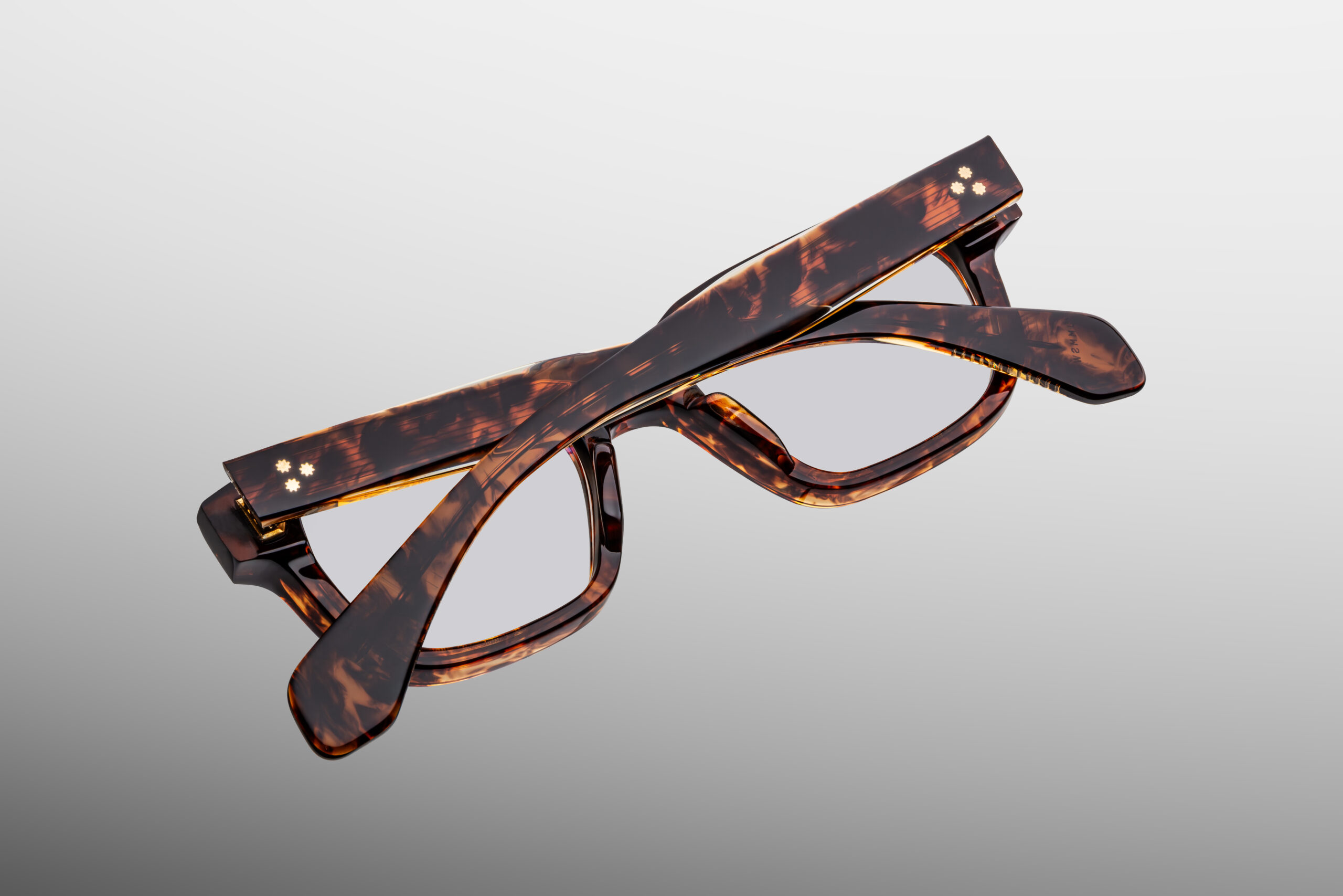 Optical frame model Shibusawa in color argyle with Superlight Brown lenses from Jacques Marie Mage