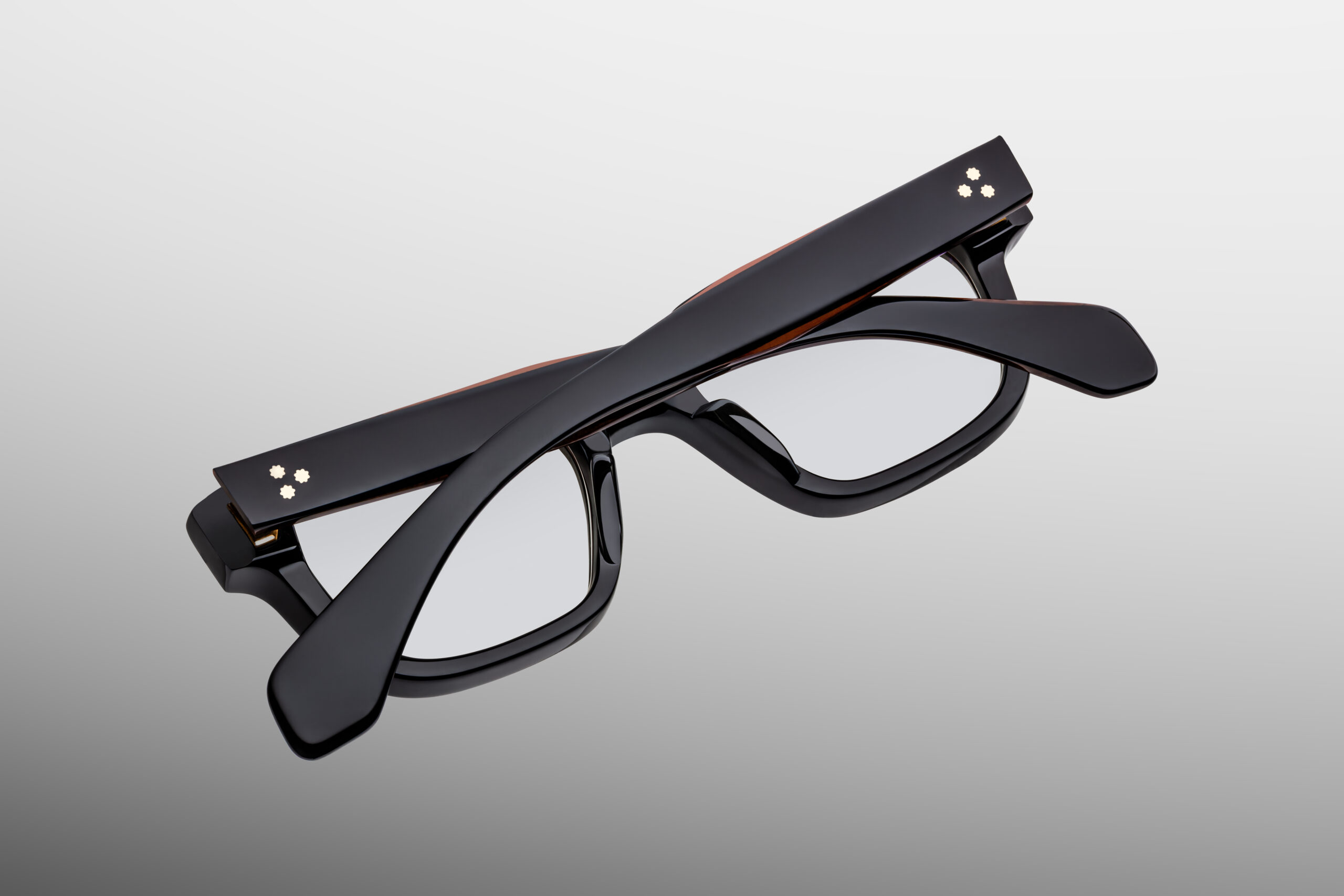Optical frame model Shibusawa in color Noir X with Superlight Brown lenses from Jacques Marie Mage