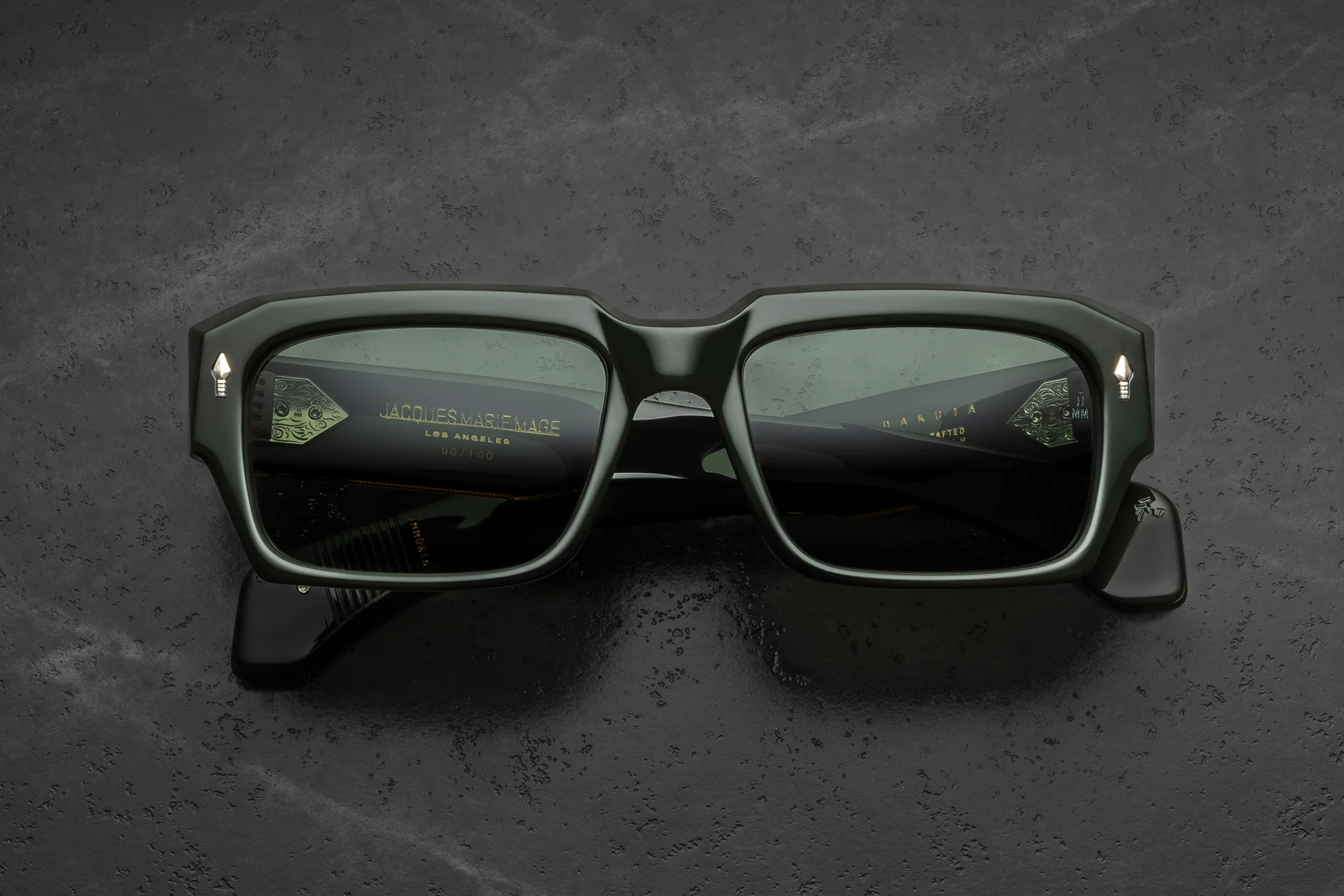 Sunglasses Model Dakota in Color Viper with Tarragon lenses from Jacques Marie Mage's Last Frontier Special collection