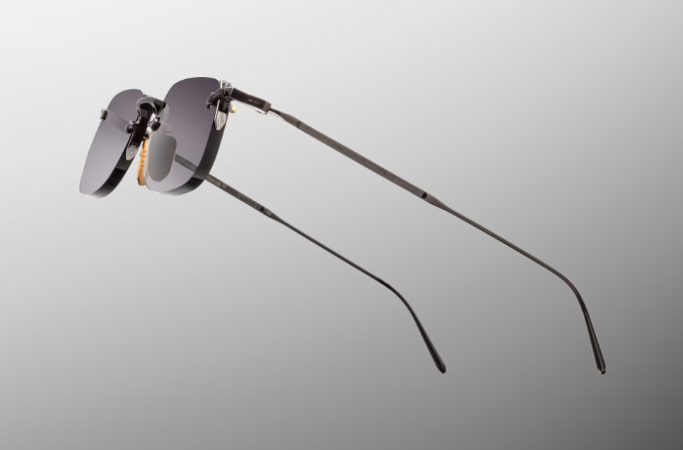 Sunglasses Model Fonda in Color Black with Ebony Flash Gradient lenses from Jacques Marie Mage