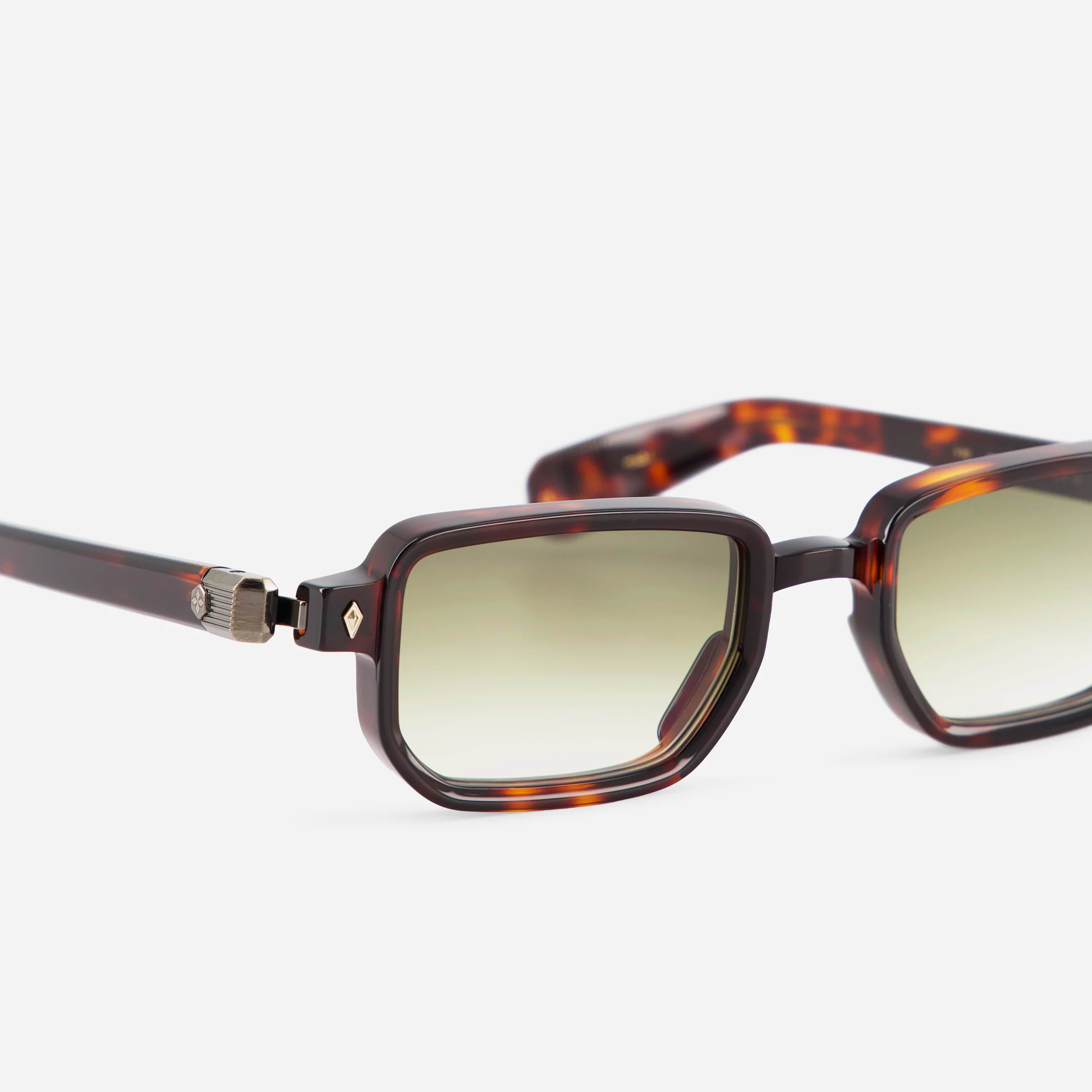 Sunglasses Model Ran II in Color TT/AG1 with Green Gradient lenses from Sato