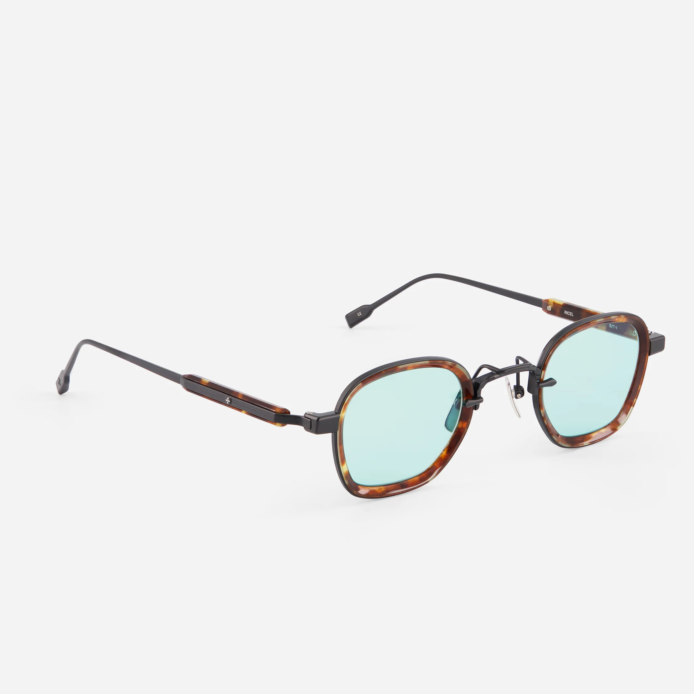 Sunglasses Model Rigel in B/T-1 with Green Gradient lenses from Sato