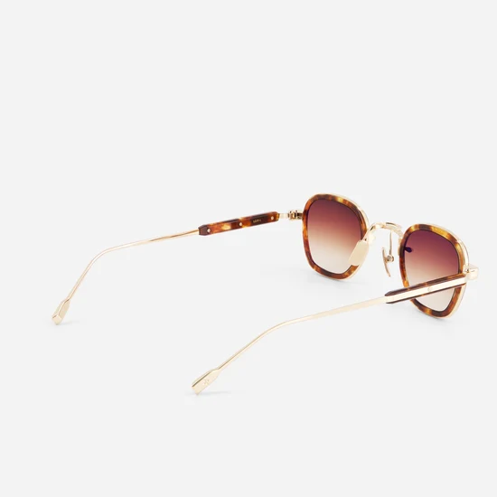 Sunglasses Model Rigel in L/GT-1 with Brown Gradient lenses from Sato