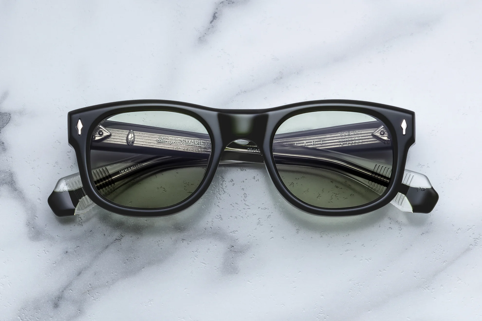 Sunglasses Model Amilcar in Color Bornéo with Light Bottle Green lenses